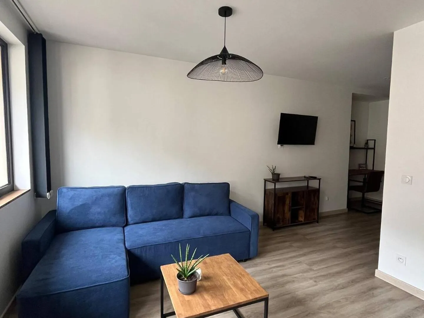 אקס-לה-באינס Appart Plein Centre - Astoria 0*,